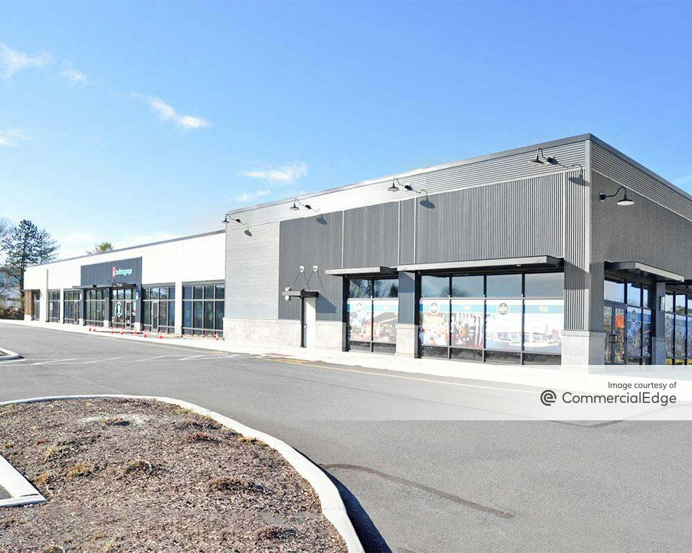 The Grove 20 Liberty Blvd Malvern PA Retail Space
